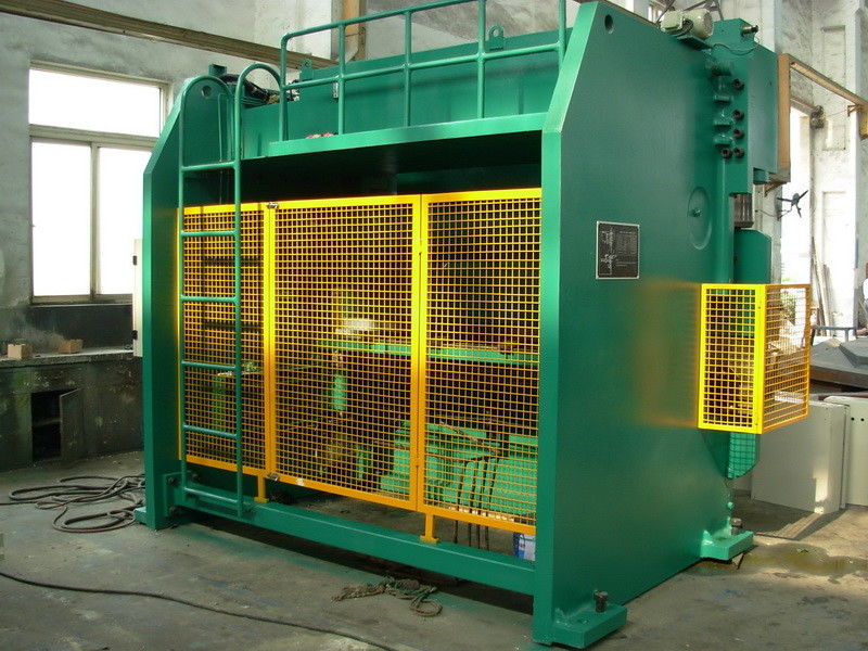 De pneumatische Automatische Buigende Machine van het Bladmetaal, de Rembuigmachine van het Bladmetaal
