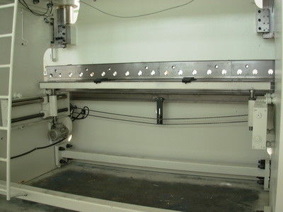 De standaard Industriële buigende van de het Metaalpers van het Machinesblad rem achter elkaar WE67K-400T/4000