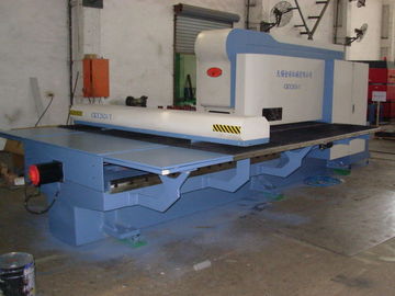 kopen Van het het Metaalgat van het hoge Precisieblad Industriële de Stempelmachine Hydraulische CNC online manufacture