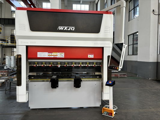 kopen Nieuw Type 60T CNC Servo Press Brake 2m Lengte Werktafel buiging 2,5mm roestvrij staal online manufacture