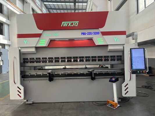 kopen Topkwaliteit 200T CNC hydraulische persremmachine 3200mm buiglengte online manufacture