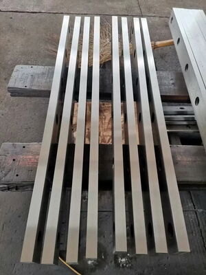 kopen Precisie metalen scheermesjes met een rechte lengte van 0,05 mm, tegenboring met groeve en slijtvast snijmesjes online manufacture