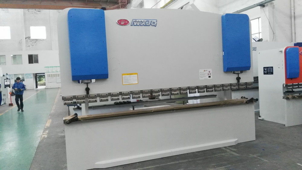 1250mm Breedte 100-400T Plaat metaal persrem voor aluminium