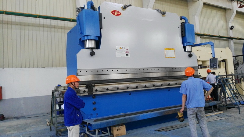 500T Kracht CNC Hydraulische persrem met behulp van op metaal fabricage,Automotive Fabrieken