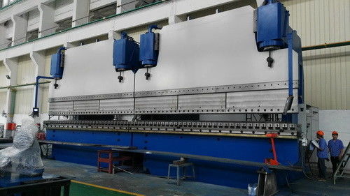 Hoge snelheid 1500 ton CNC Tandem Press Brake Machine 400mm slag 300mm Open hoogte