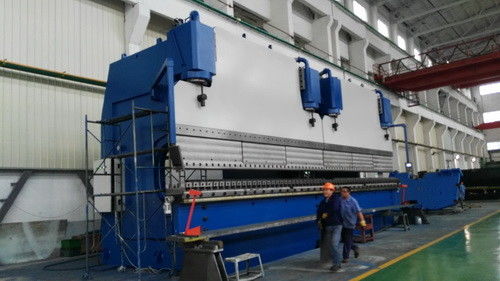 Hoge snelheid 1500 ton CNC Tandem Press Brake Machine 400mm slag 300mm Open hoogte