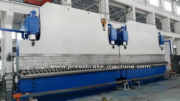 Hoge snelheid 1500 ton CNC Tandem Press Brake Machine 400mm slag 300mm Open hoogte
