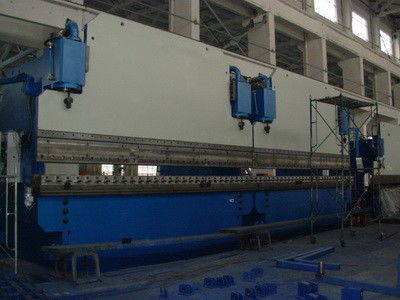 14M Length CNC de Hydraulische Max. Slag Achter elkaar van de Persrem 150 - 500 Mm
