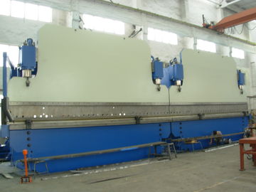 Plaatmetaal Hydraulische CNC Tandem Pressrem 70 M/Min Tafelbreedte 200 - 800Mm 12m