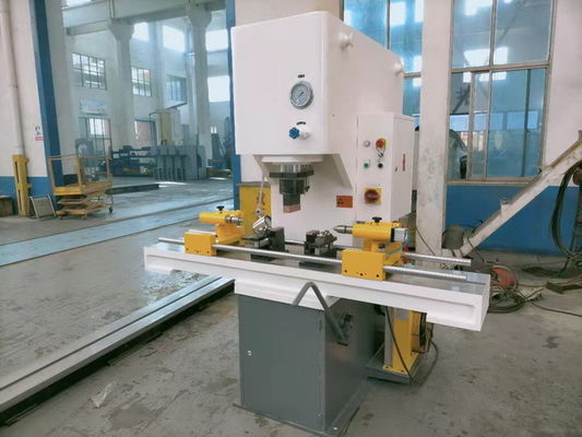 Motorachtspel schroef hydraulische rechtstellingspers 63T Met spoor